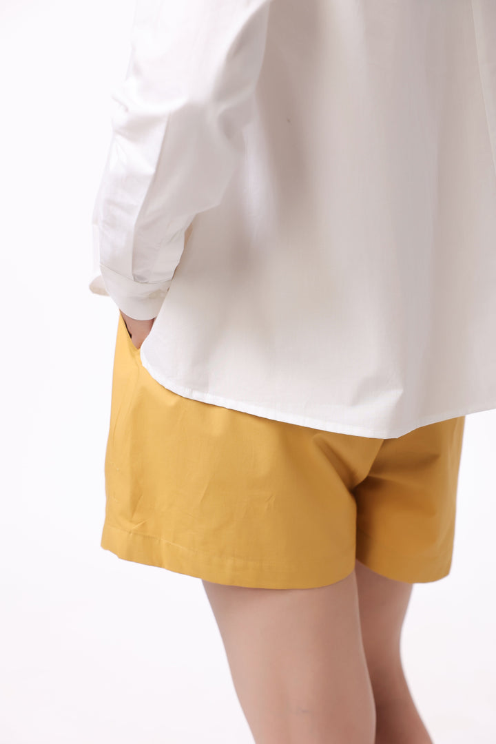 Women White Solid Cotton Top