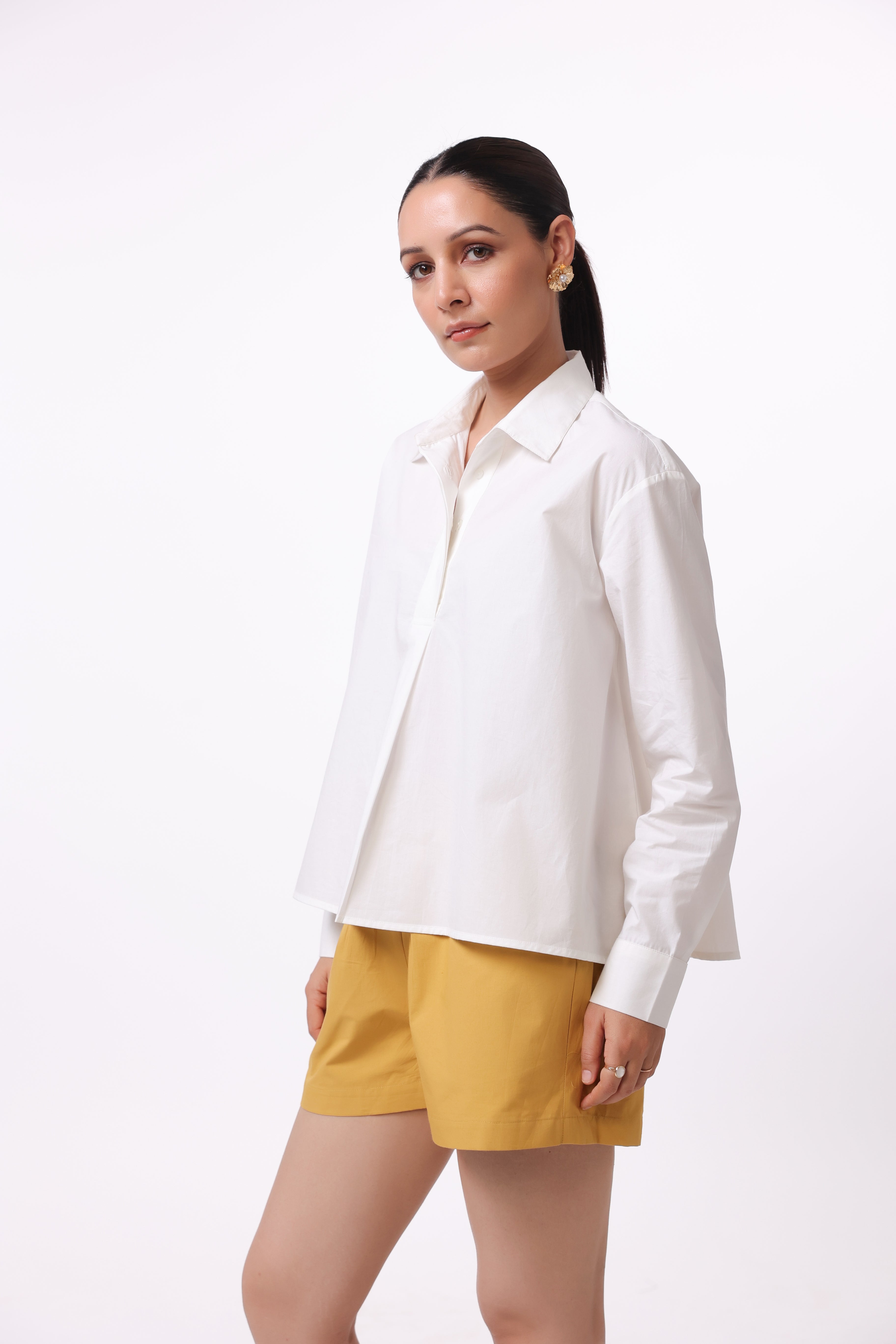 Women White Solid Cotton Top