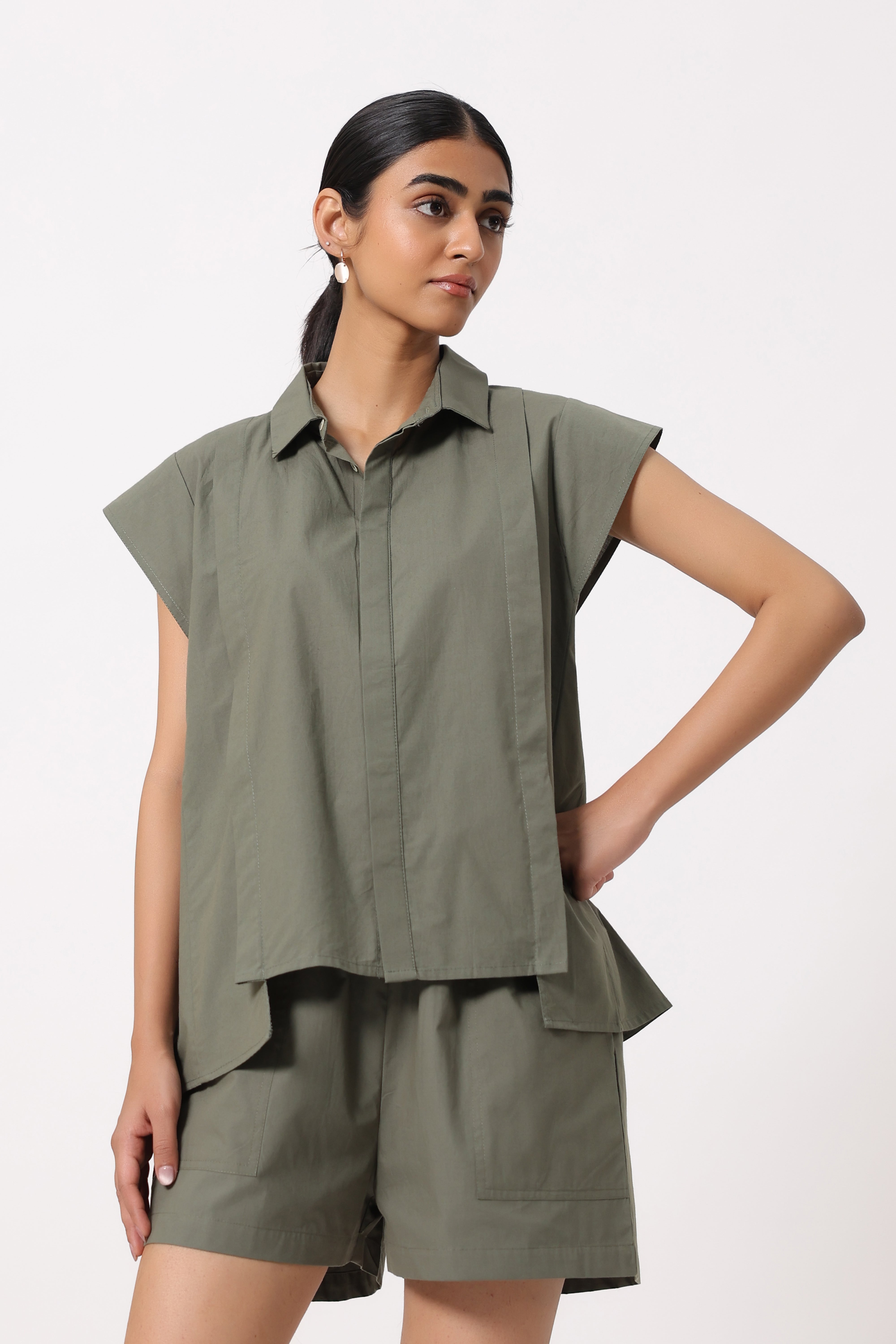 Women Khaki Green Solid Cotton Short Sleeve Shirt Collar Co-Ord Set